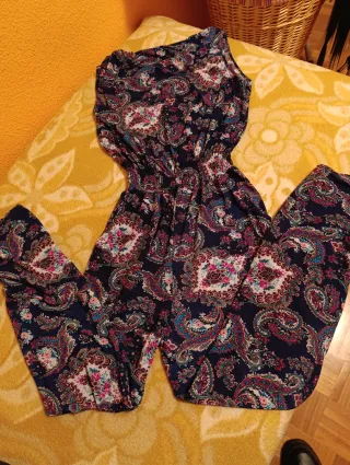 Enterizo estampado paisley