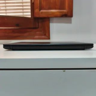 Lenovo Ideapad 15 SSD 240GB / 8GB RAM