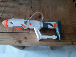 Escopeta de Juguete Nerf Blanca y Naranja