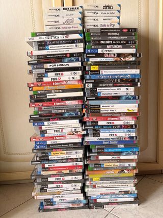 Lotto 100 Giochi - ps2 ps3 ps4 Xbox pc psp bluray