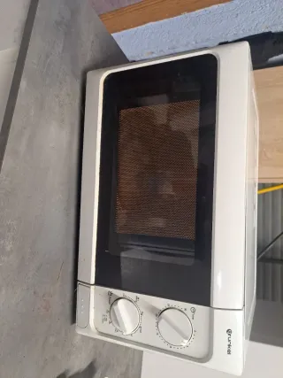 Microondas Grunkel Blanco