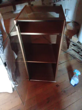 Mueble Hi-Fi Vídeo Radio Madera y Cristal nuevo