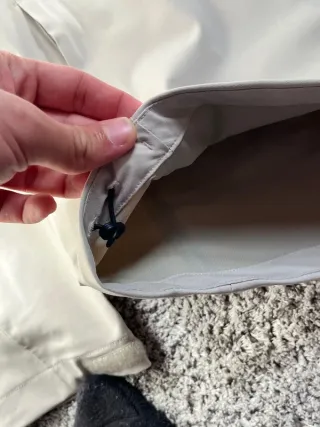 Chaqueta Uniqlo Blocktech Beige talla s