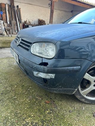 Volkswagen Golf 2000