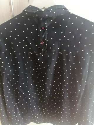 Camisa Bershka lunares azul Talla XS