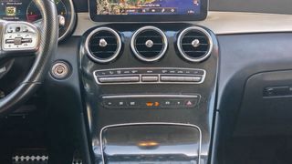 Mercedes-Benz GLC200d 2021