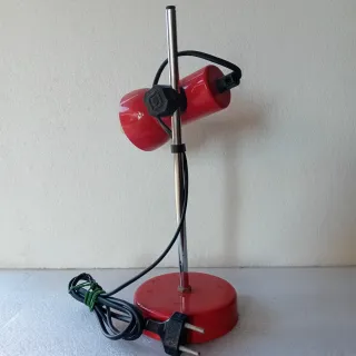 Lampada da tavolo vintage rossa