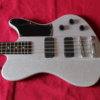 PINTA tu Bajo Eléctrico!