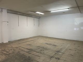 Se alquila local a compartir