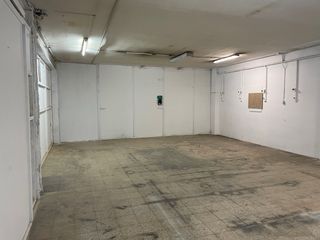 Se alquila local a compartir