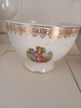 2 Tazones Antiguos Decorados Dorados