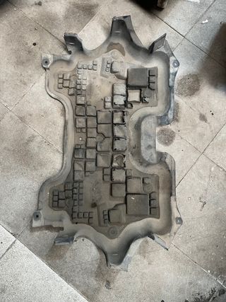 Cubre cárter Mercedes Clase E W211