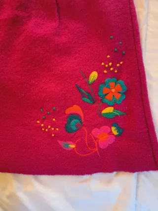 Vestido rosa bordado niña 3- 4 años (102cm)