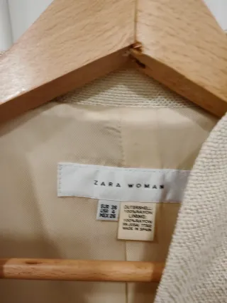Blazer Zara Talla 36 Beige