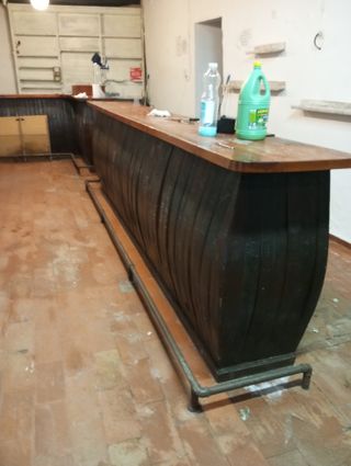 2 Barras de bar de madera y metal