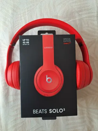 Cuffie Beats Solo 3 Wireless Rosse