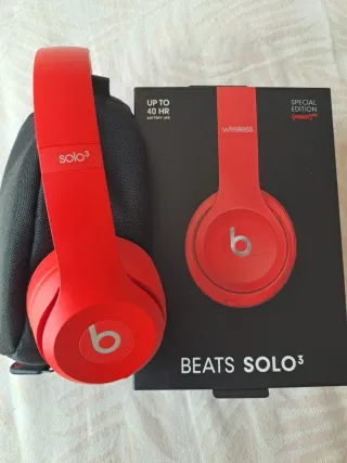 Cuffie Beats Solo 3 Wireless Rosse