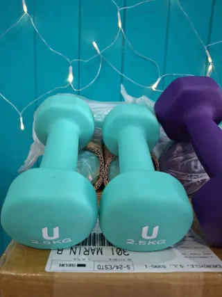 Confezione da 3 paia di manubri da 2,5 kg