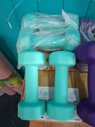 Confezione da 3 paia di manubri da 2,5 kg