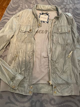 Chaqueta Phard Beige y Dorada