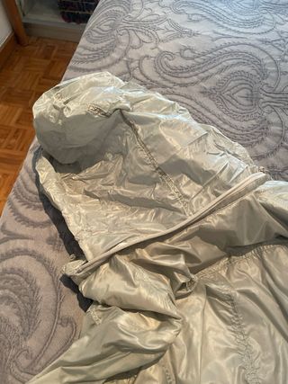 Chaqueta Phard Beige y Dorada