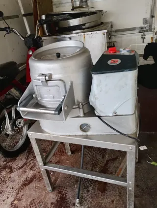 Peladora de patatas industrial