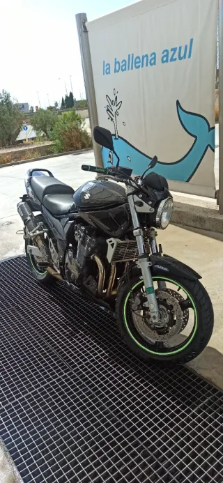 Suzuki Bandit 650 Naked limitada en papeles A2