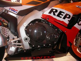 Tapas motor Honda CBR1000RR 06-07