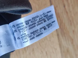 Pantalón Zara botones verde militar