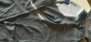 Tuta con pantalaccio celeste