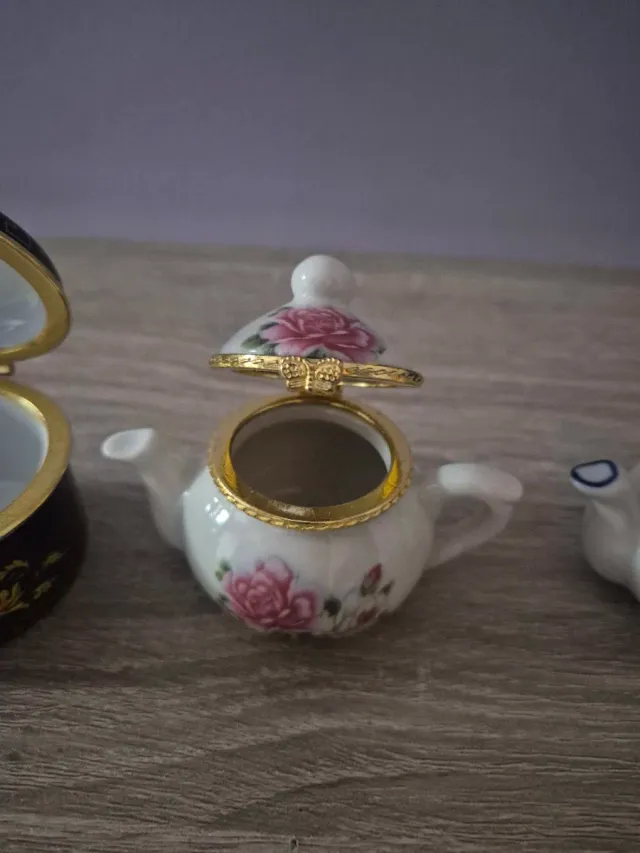 cajas de dedales,cajitas de porcelana,de madera, c