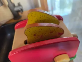 Cocina Ikea niños y menaje