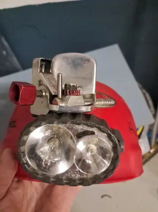 Casco Montaña y Espeleología