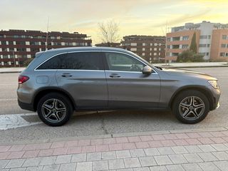Mercedes-Benz GLC 300de 4MATIC 2022