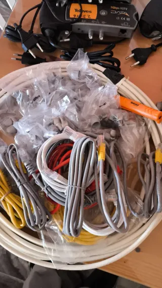 Coaxdata Routers TP-Link y Accesorios Televes