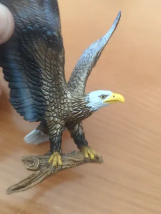 Figura de águila americana Schleich