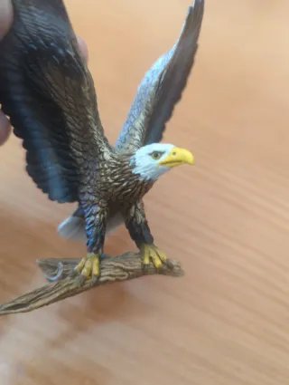 Figura de águila americana Schleich