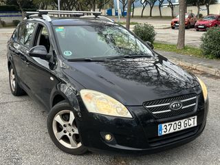 KIA Ceed 2008 distintivo B 🟡