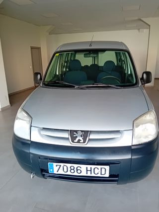 Peugeot Partner 2011