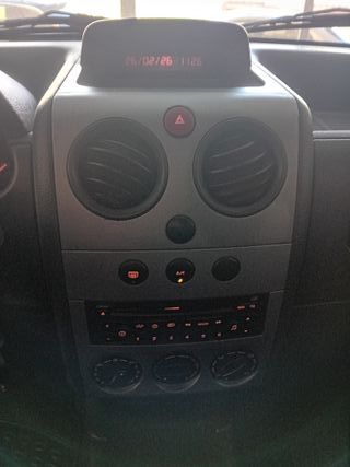 Peugeot Partner 2011