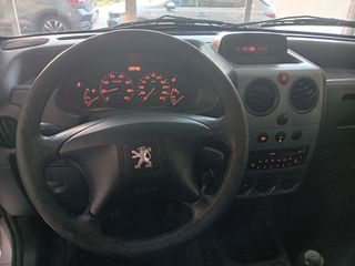 Peugeot Partner 2011