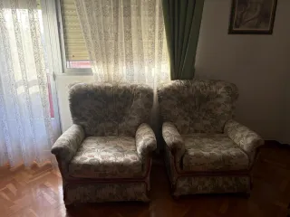 Sofá floral tela y madera y sillones