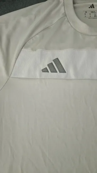 Camiseta Adidas Beige Talla M