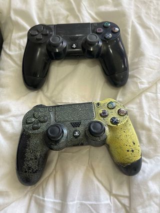 PS4 Pro 1TB + 2 Mandos + Juegos