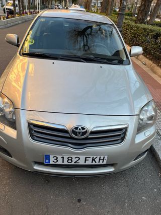 Toyota Avensis 2007