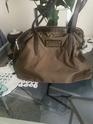 Bolso Bimba y Lola verde oliva... es original