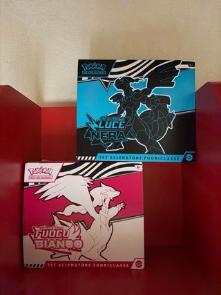 Pokémon ETB Luce Nera e Fuoco Bianco APERTI