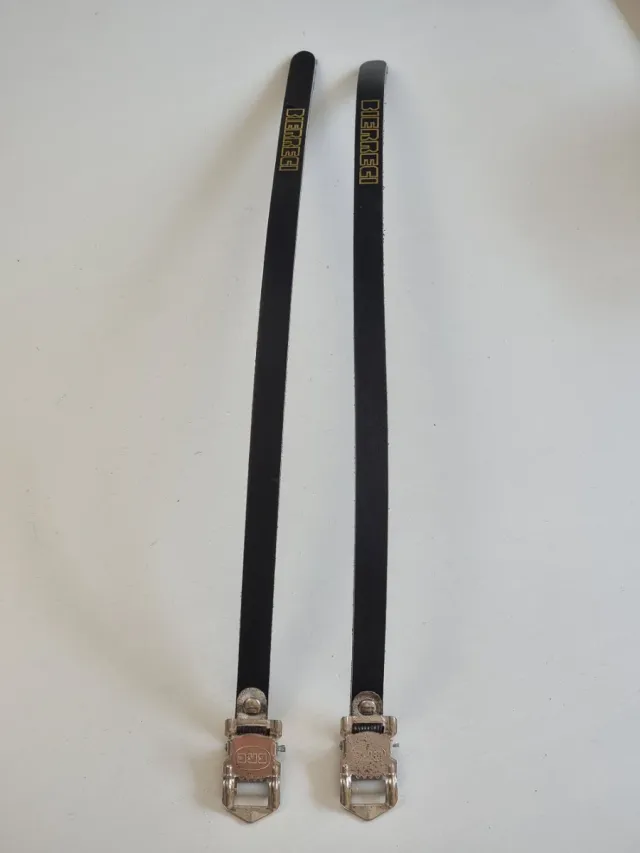 Correas de cuero para rastrales