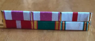 Pasador de diario policía antiguo