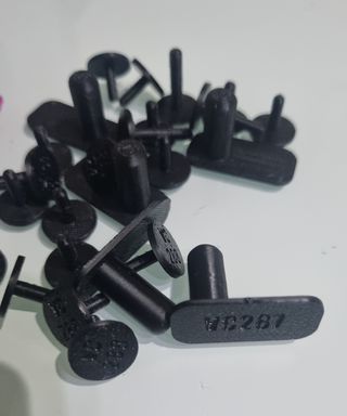 Expositor Armario Stranger Things con 15 soportes